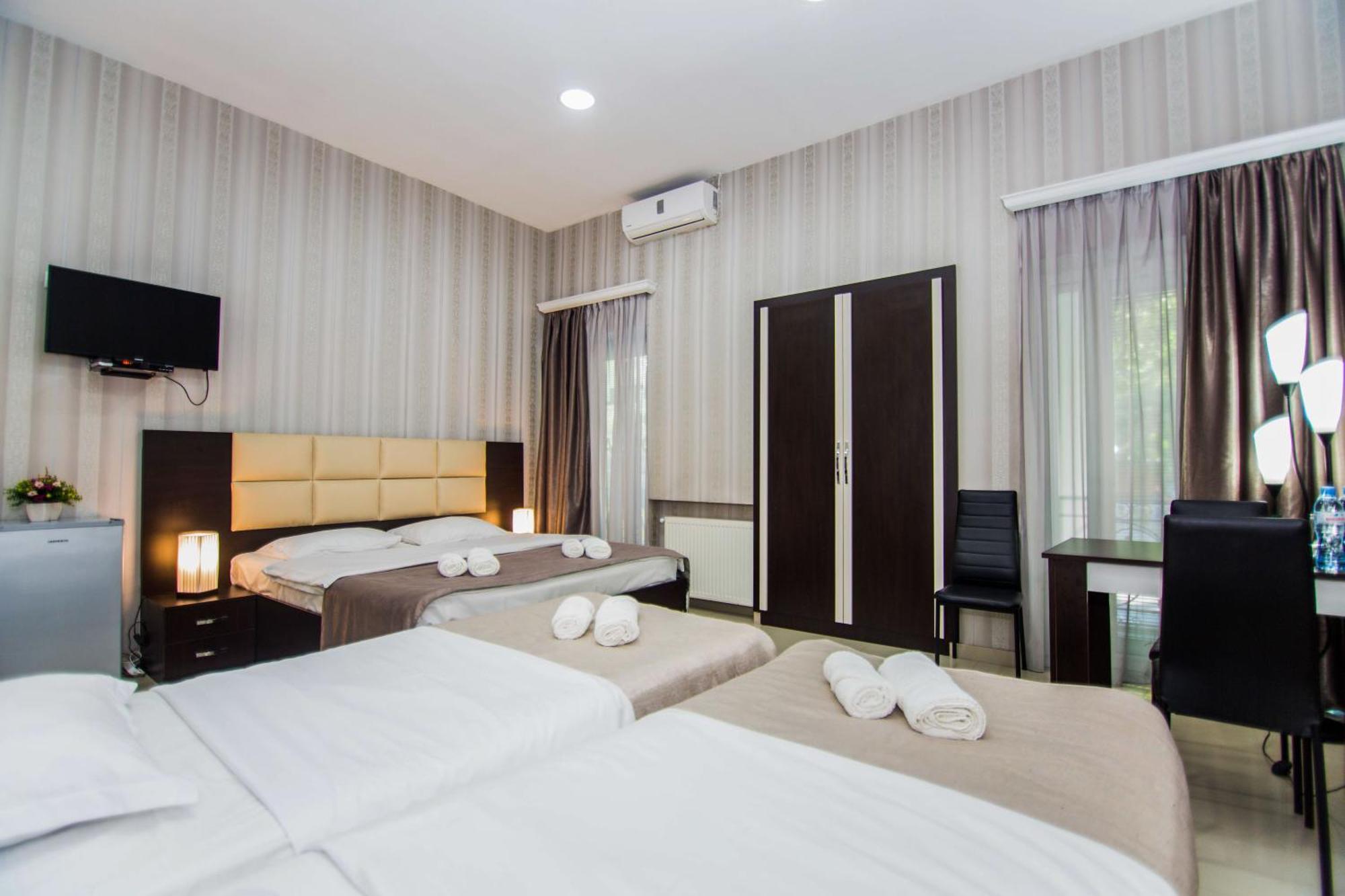 Hotel Care Inn Tbilisi Zewnętrze zdjęcie