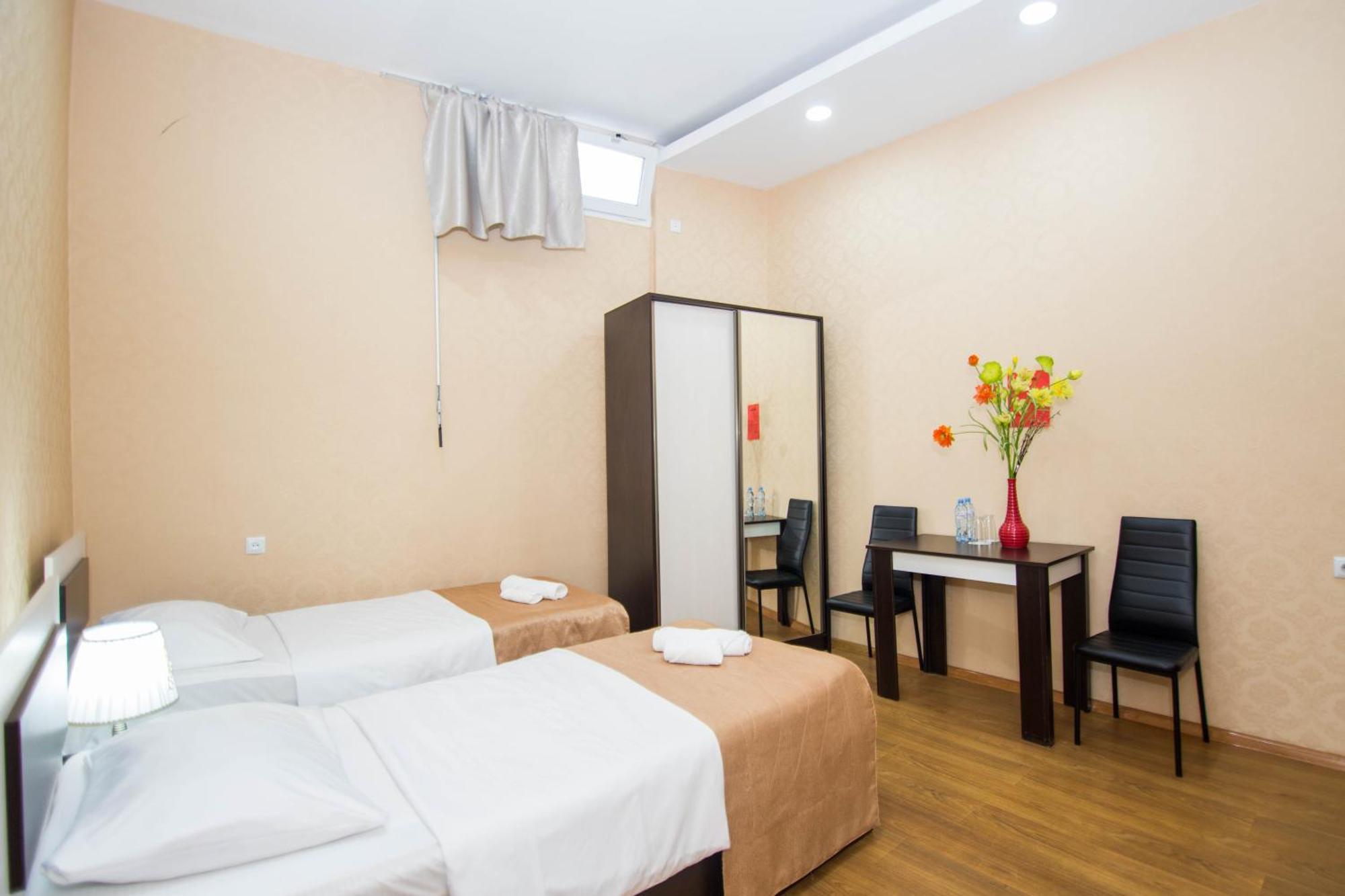 Hotel Care Inn Tbilisi Zewnętrze zdjęcie