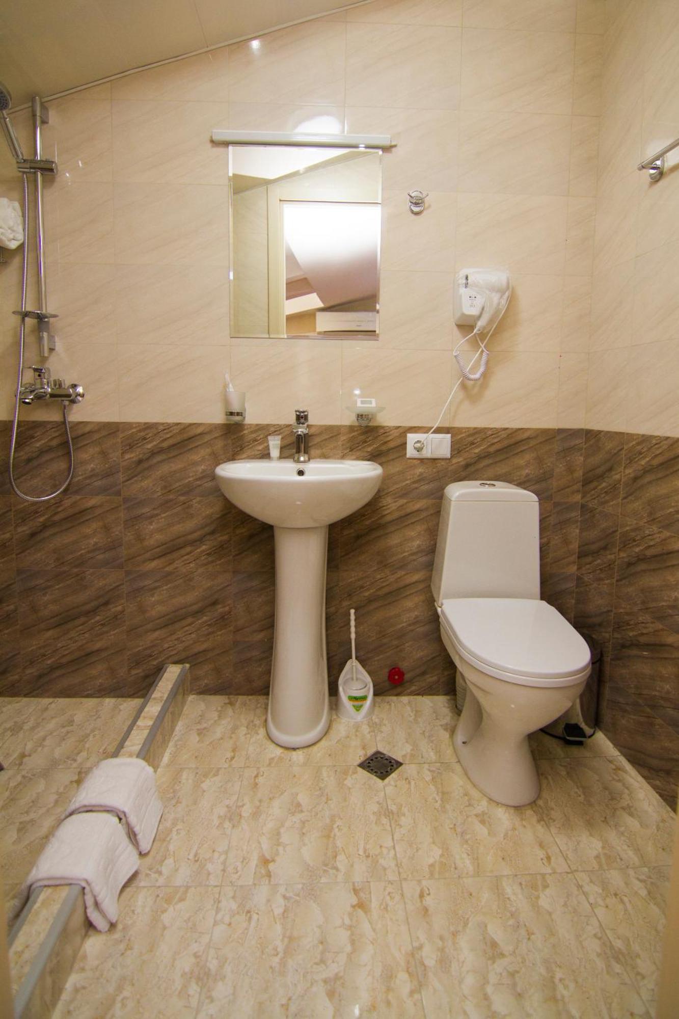 Hotel Care Inn Tbilisi Zewnętrze zdjęcie